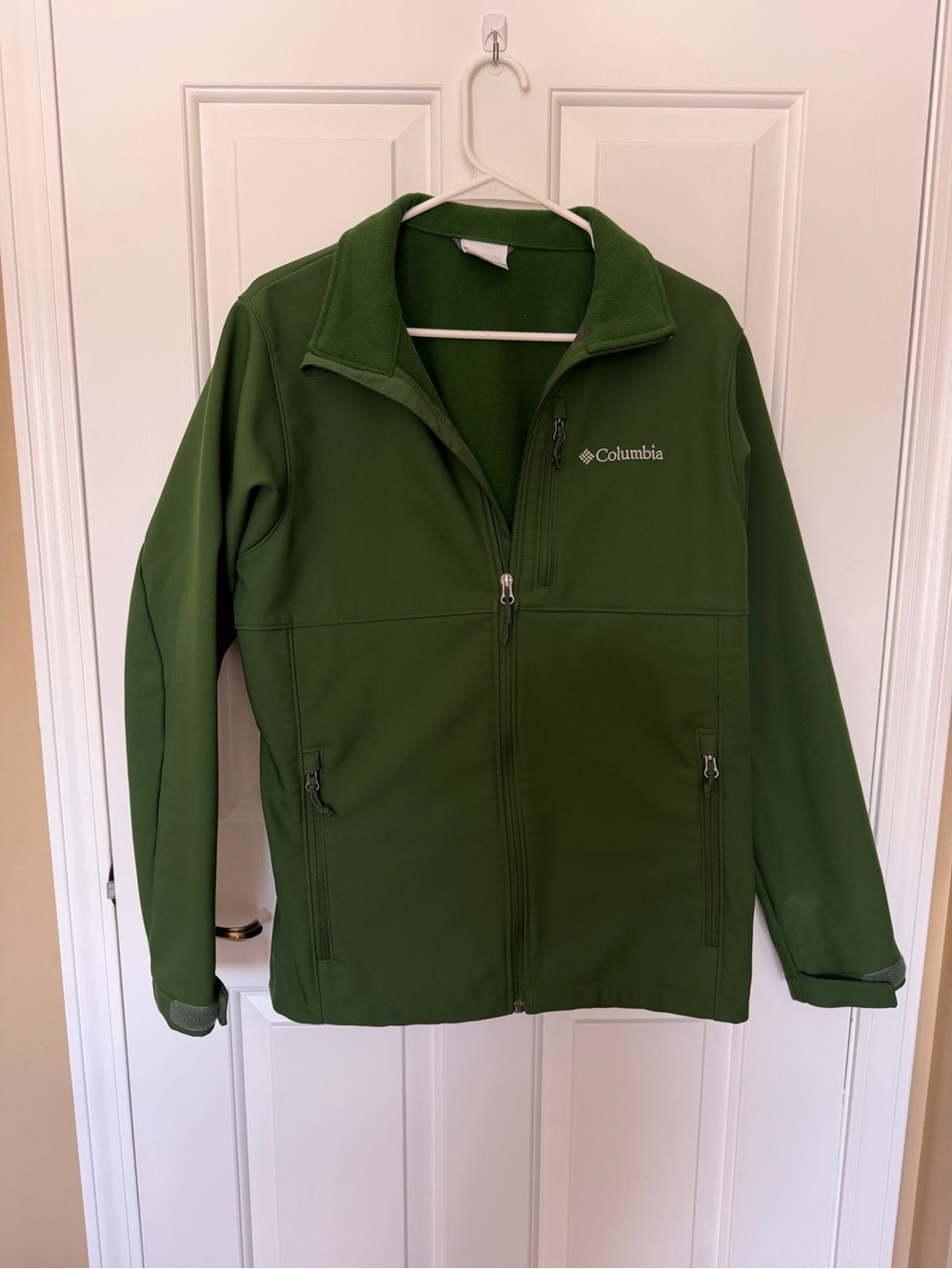 Columbia Mens Green Full‑Zip Softshell Jacket